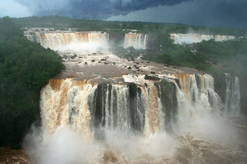 iguazu-waterfall-argentina-Suenson-Taylor-002